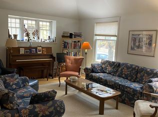 2403 Lake Pl, Minneapolis, MN 55405