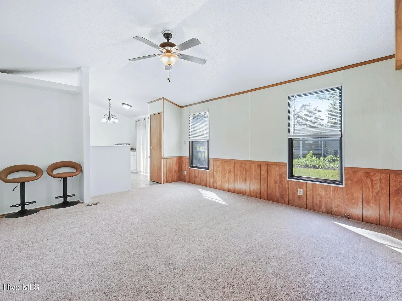 2 bed, 2.0 bath, 765 sqft, $1,395 — Photo 4