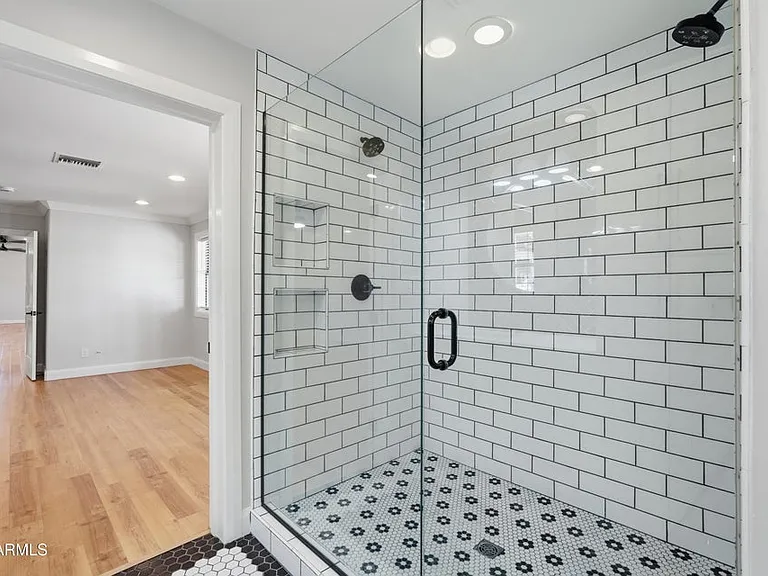 2672 E Mesquite St — Photo 34