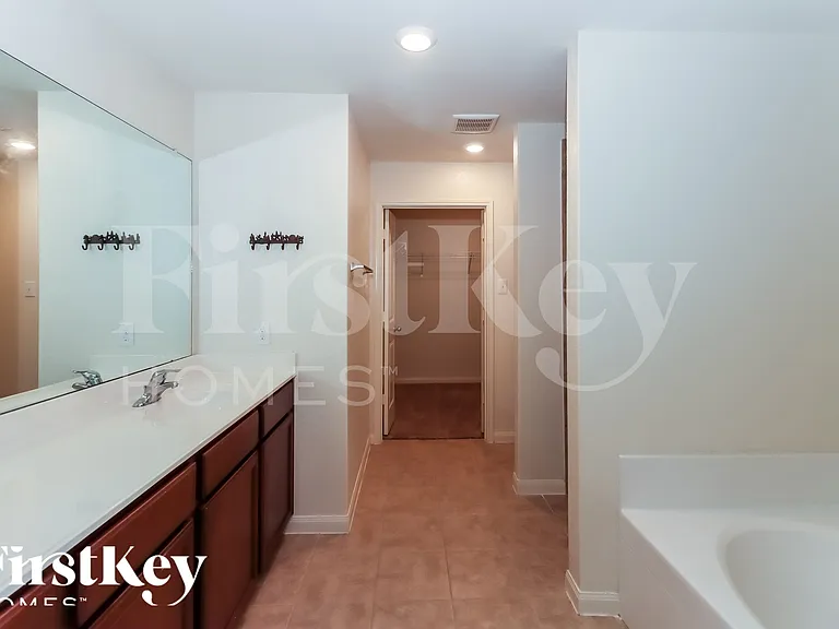 2301 Starboard Sail Dr — Photo 14