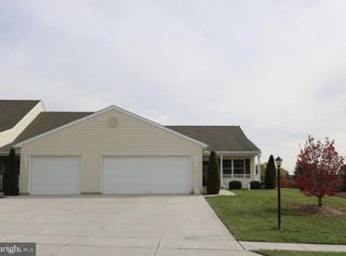 1371 Chami Dr #166, Spring Grove, PA 17362