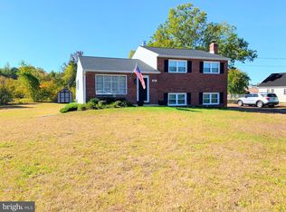 64 Hartford Rd, Delran, NJ 08075