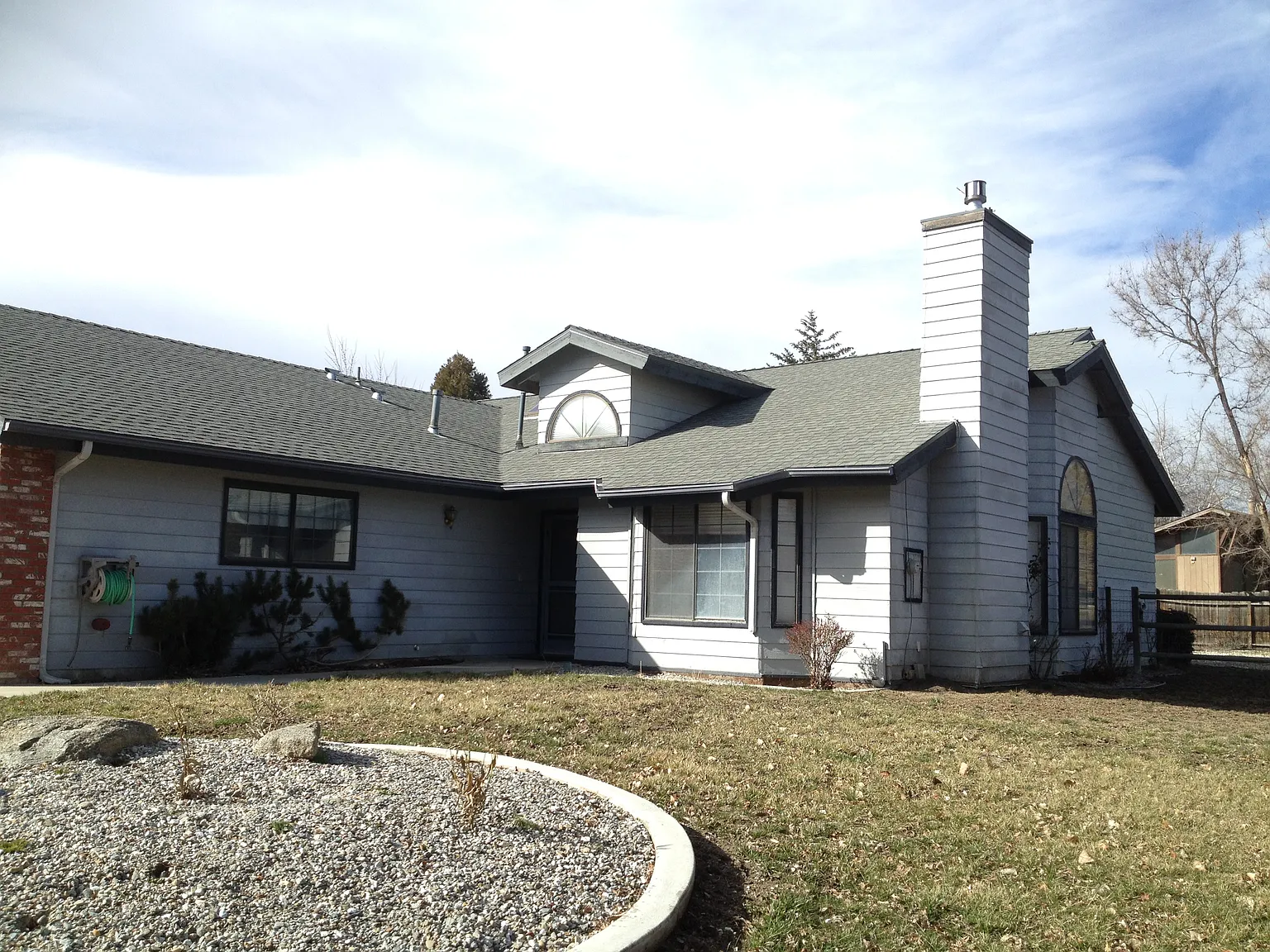 29811 Pinedale Dr photo 1