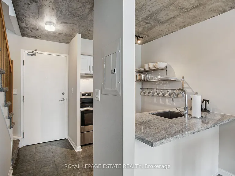 1029 King St W #837 — Photo 5