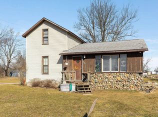 224 W Parsonage St, Hudson, IN 46747