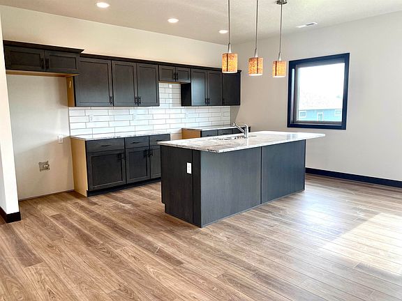 3rd image of 1850 23rd St #45