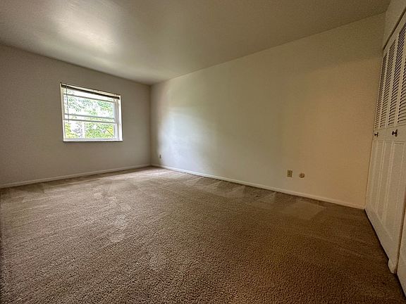 5th image of 360 Maryland Ave APT 301
