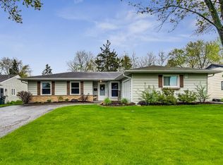 1725 N Patton Ave, Arlington Heights, IL 60004