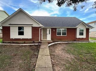 2020 Easter Ln, New Orleans, LA 70114
