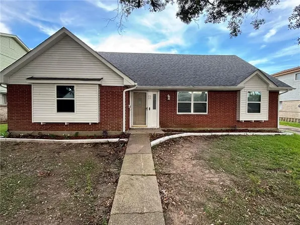 2020 Easter Ln, New Orleans, LA 70114