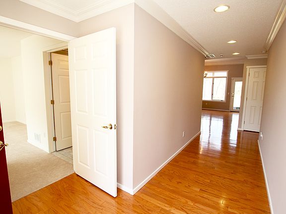 2nd image of 805 Heritage Hls Unit D