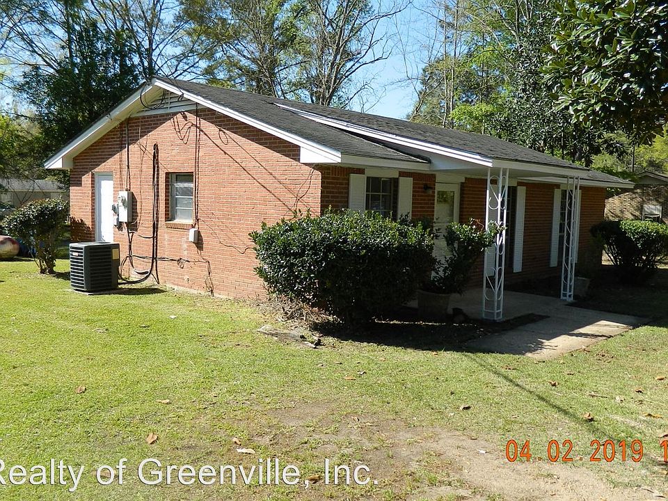 1st image of 743 Bell Cir