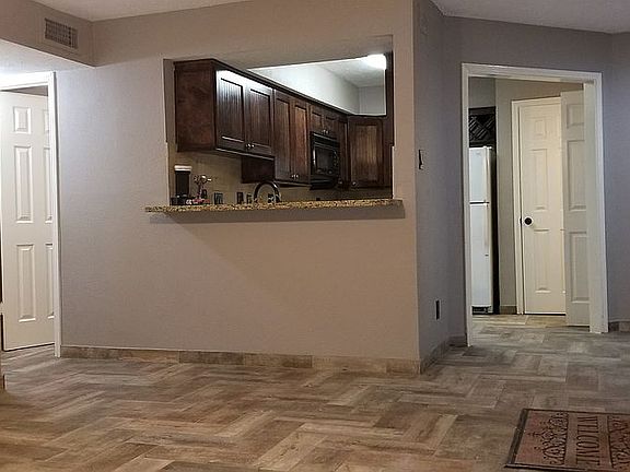 2nd image of 10211 Sugar Branch Dr APT 475