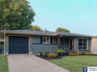 5910 Gillan Rd, Lincoln, NE 68505