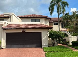 9349 NW 50th Doral Cir N, Miami, FL 33178