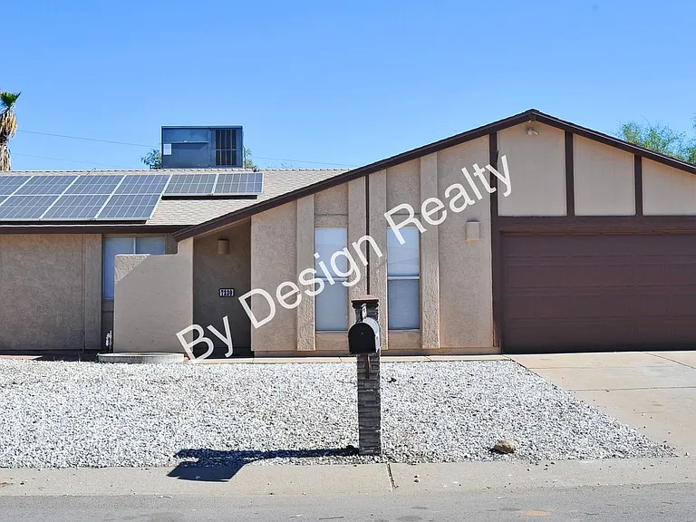 7230 N Ulene Pl — Photo 3