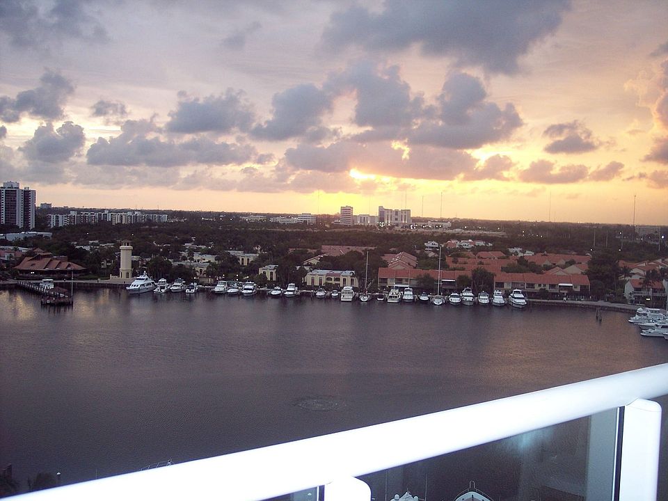 1st image of 21055 Yacht Club Dr #1209