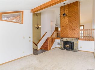 45 Hillside Dr, New Fairfield, CT 06812