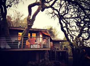 5500 Eagle Ridge Rd, Penngrove, CA 94951