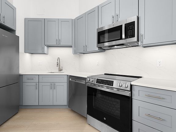 3rd image of 74 Leonard St APT 3C