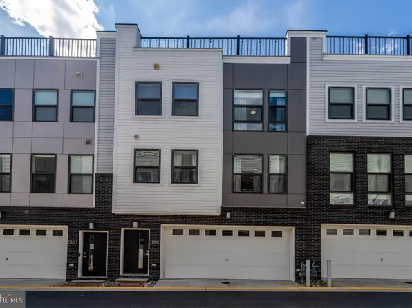 1020 S Taylor Ct, Arlington, VA 22204