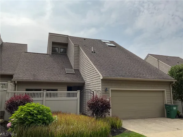 11331 Saint Andrews Way, Painesville, OH 44077
