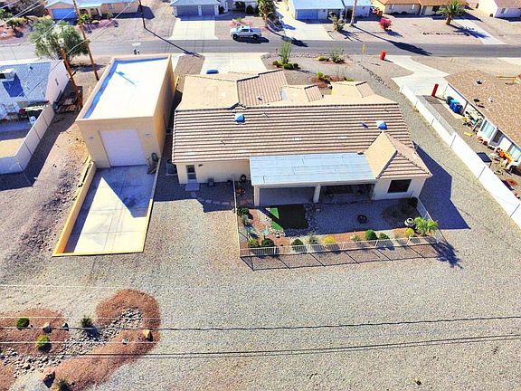 5th image of 1015 Sunny Ridge Dr