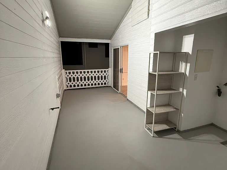 605 Iris Ave #2 — Photo 23