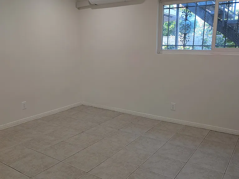 2215 S Meridian Ave #A — Photo 5
