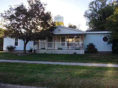 2200 Berryman Ln, Central City, NE, 68826