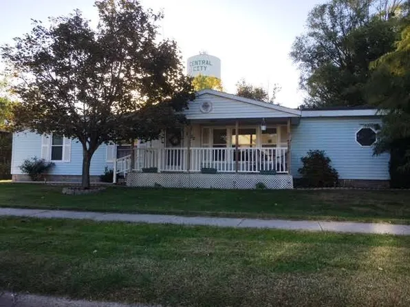 2200 Berryman Ln, Central City, NE 68826