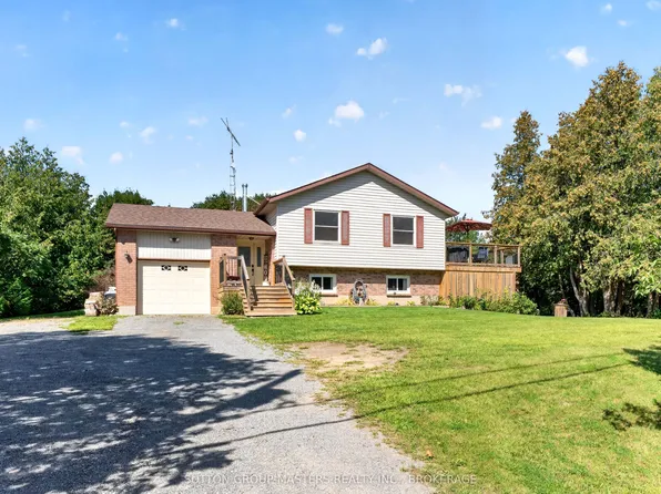 4393 Wolfe Swamp Rd, South Frontenac, ON K0H 1V0