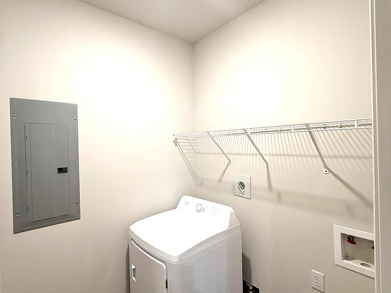 453 Piney Dr — Photo 24