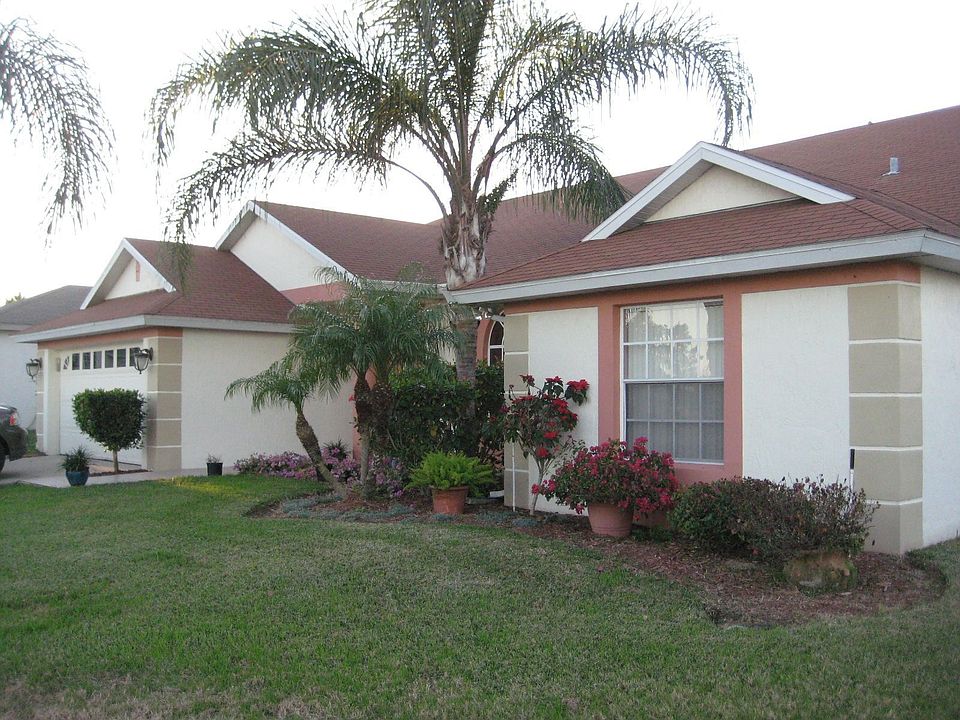 Front with Tiled Walkway