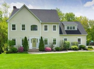 28 Brook St, Shrewsbury, MA 01545