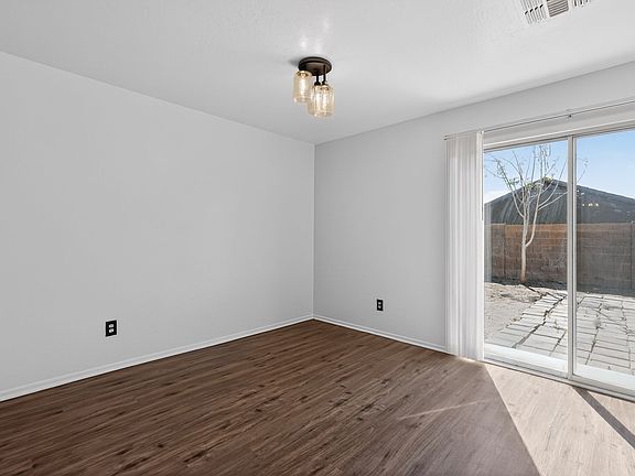 3rd image of 11611 W Palo Verde Ave