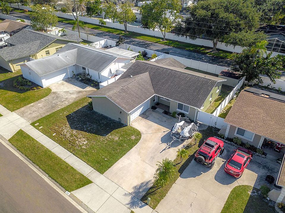1st image of 6860 99th Ave