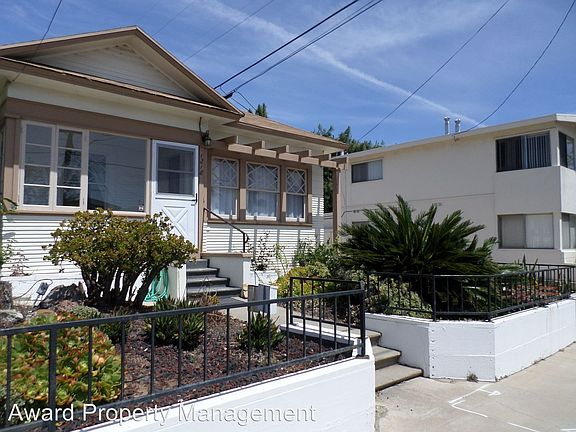 2nd image of 1218 W Lewis St