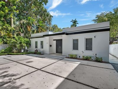 4033 S Le Jeune Rd, Miami, FL, 33146