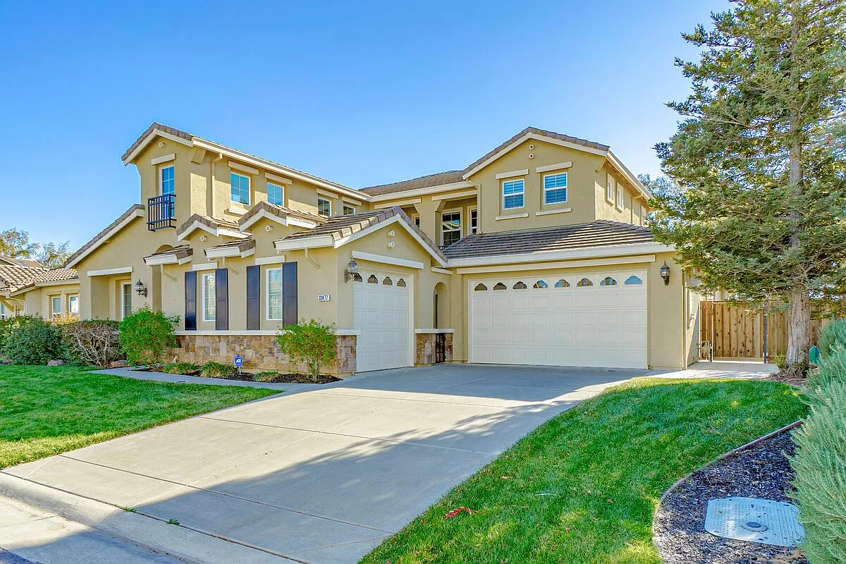 33477 Wild Wings Dr photo 1