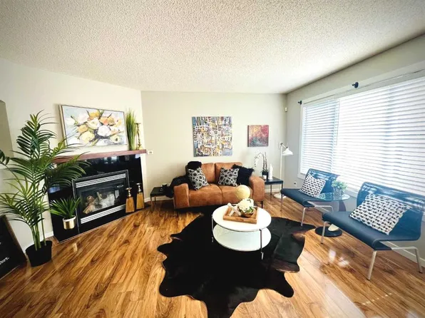 615 NE Copperfield Blvd SE, Calgary, AB T2Z 4C1