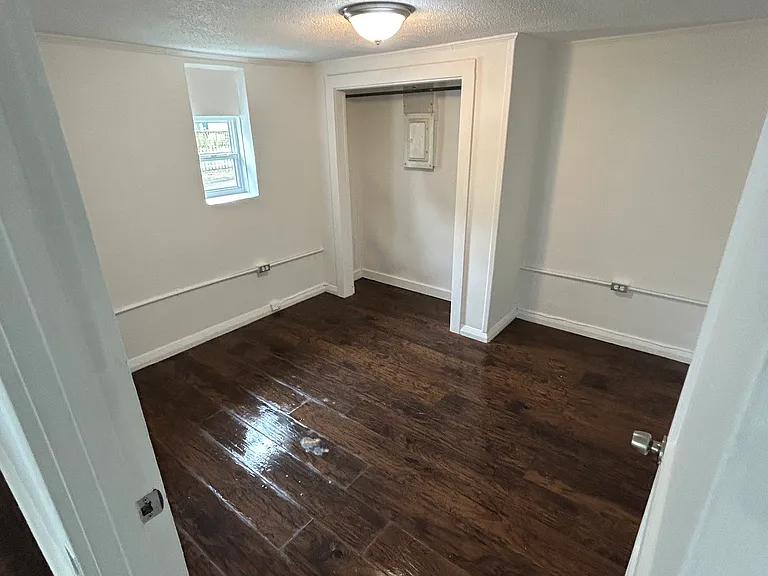 106 W Shoal St — Photo 5