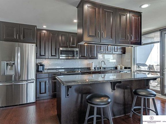 5th image of 220 S 31st Ave APT 3606
