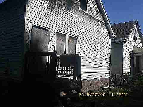 6425 Barton