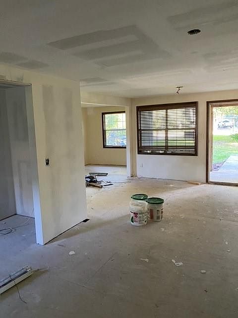 2nd image of 2209 17th St