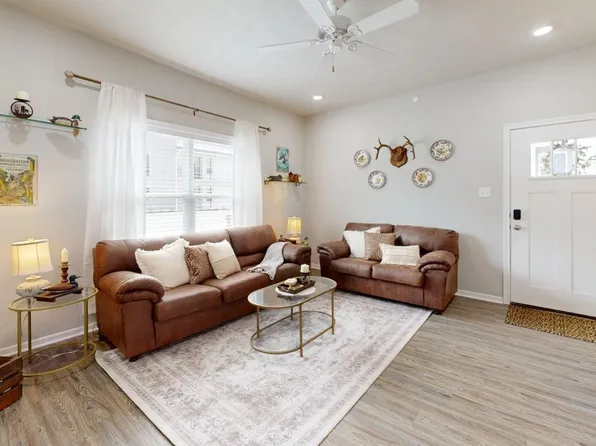 1326 Prairie Dr #Id1523147p, Bryan, TX 77803