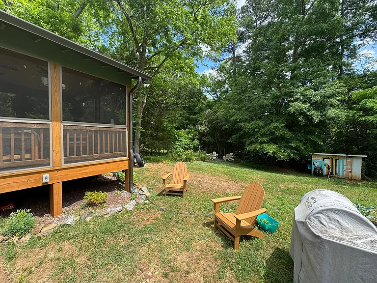 150 Hillside St — Photo 20