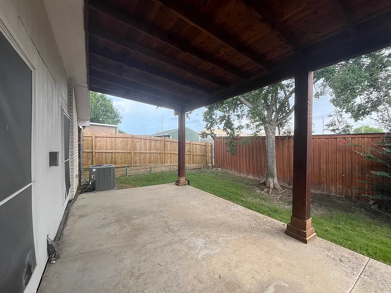 18504 Shadow Ridge Dr — Photo 19