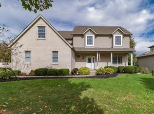14 Shoal Creek Ct, Bloomington, IL