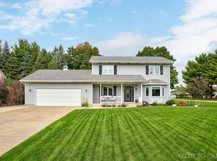 1239 Monte Carlo Dr, Jenison, MI 49428
